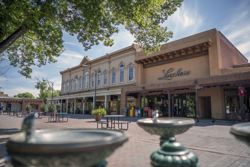 Image of some of the best stores in the Santa Fe Plaza